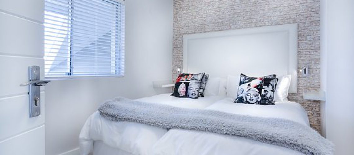 modern-minimalist-bedroom-3147893__340